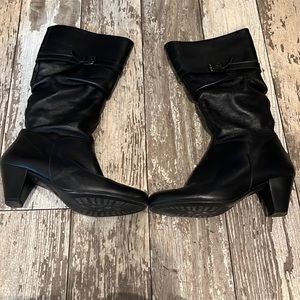 Womens leather boots